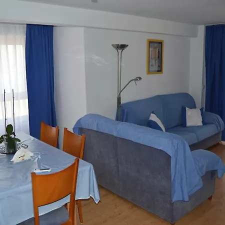 First Line * El Campello